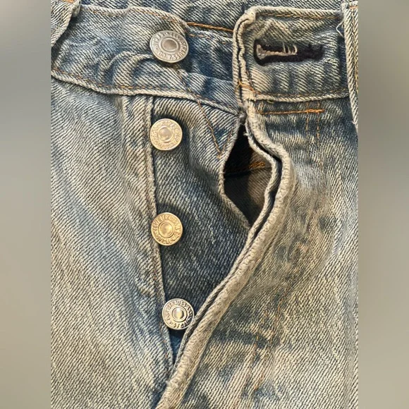 Levis Jeans 501s W29 L32 - Picture 7 of 11